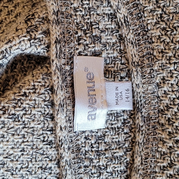 Avenue sweater - Picture 3 of 4